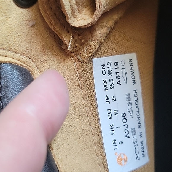 Timberland boots - Picture 2 of 2